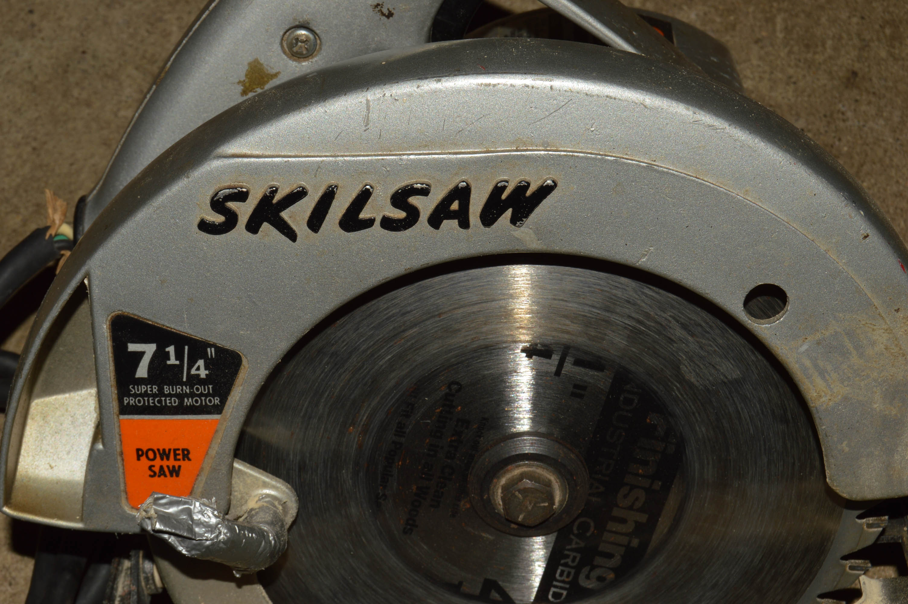 Skilsaw Circular Saw