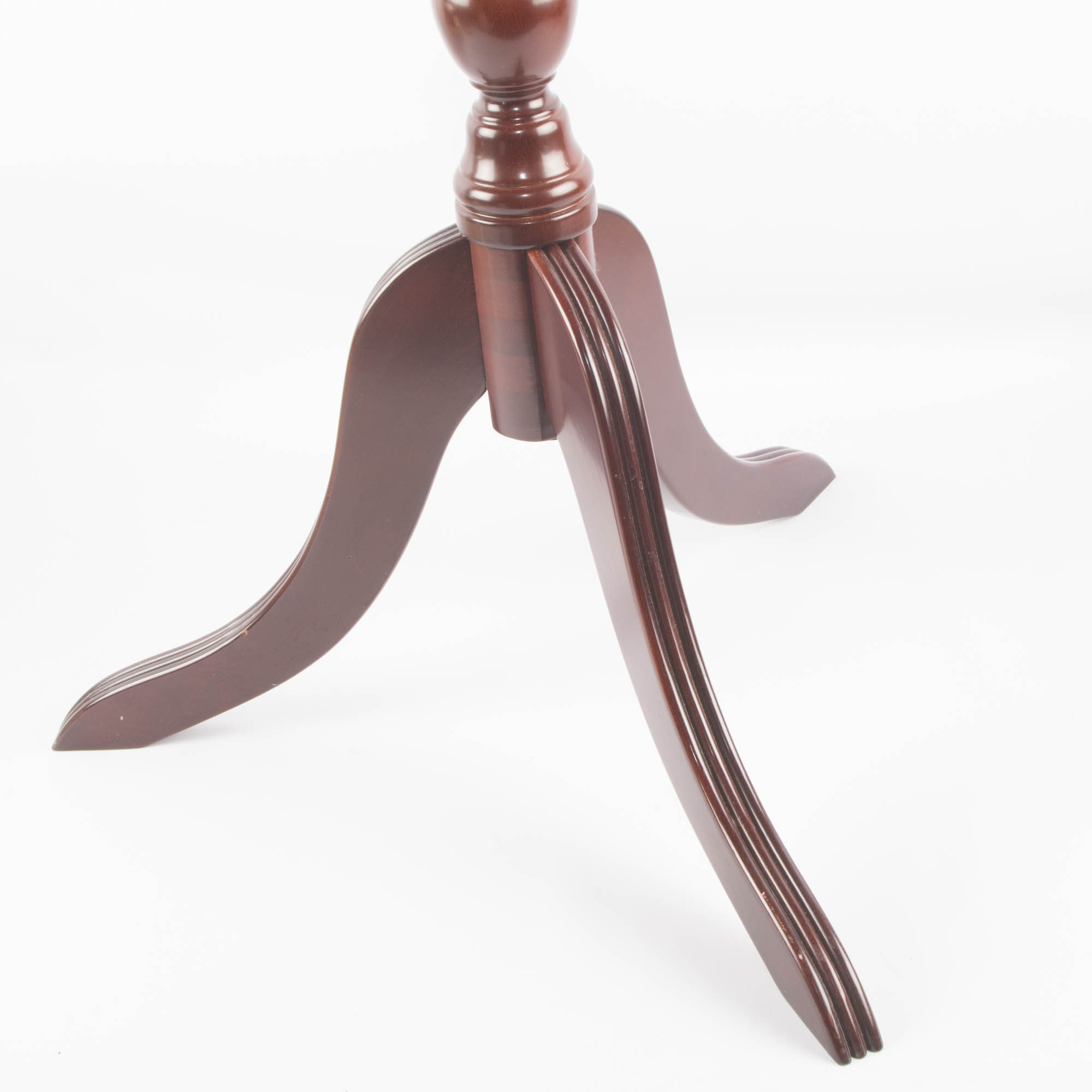 Wooden Bombay Plant Stand