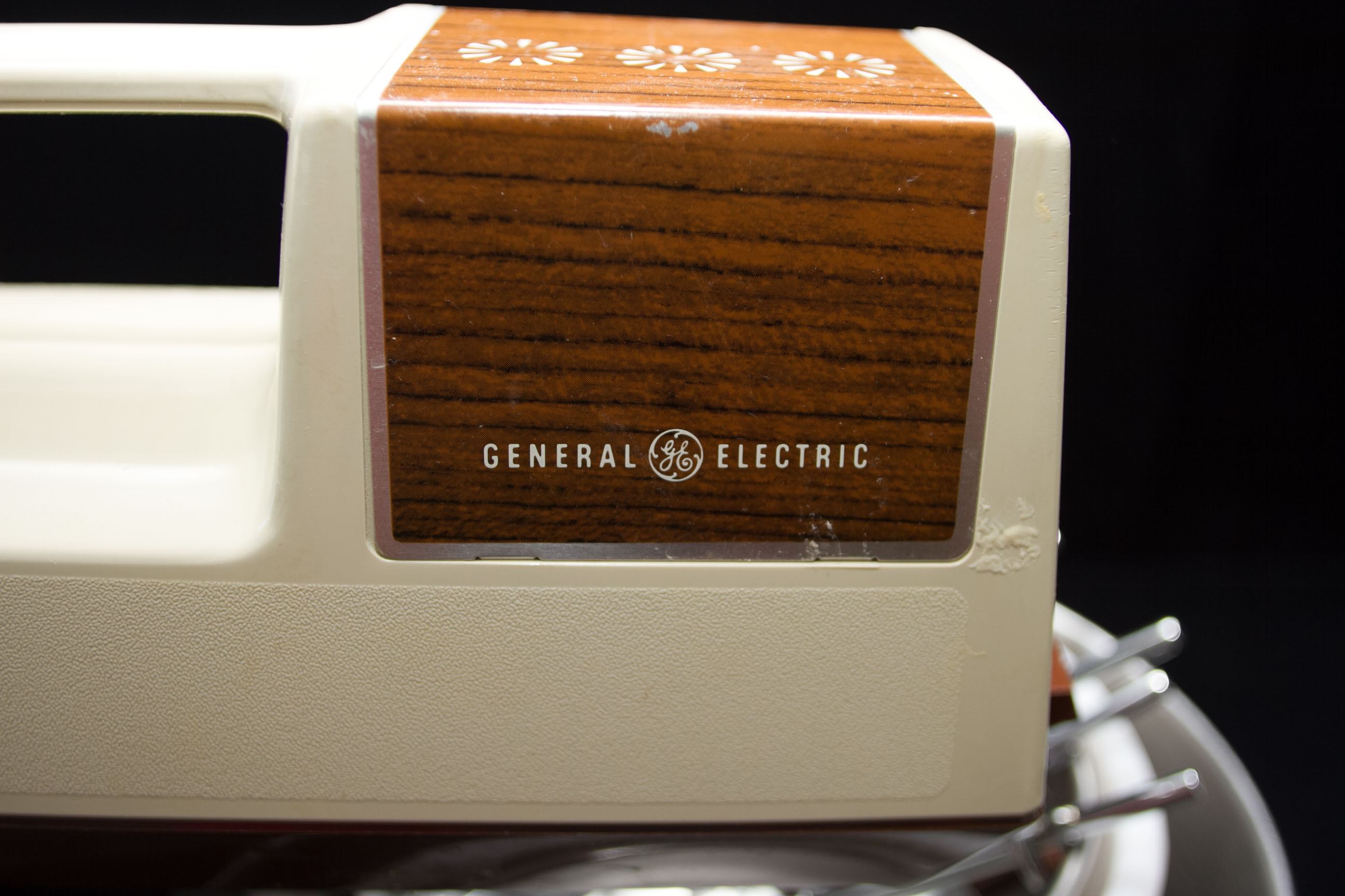 Vintage GE Kitchen Appliances