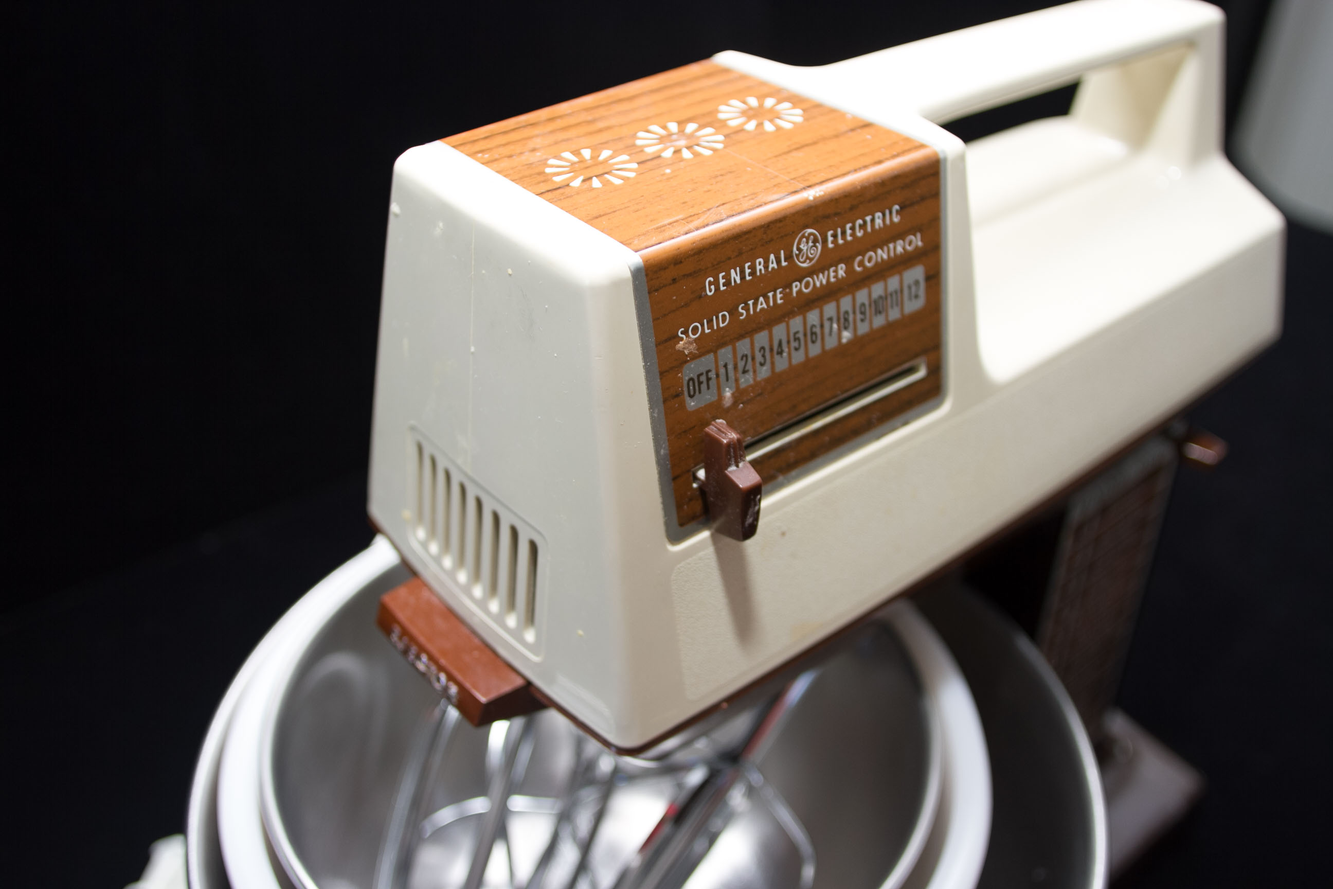 Vintage GE Kitchen Appliances