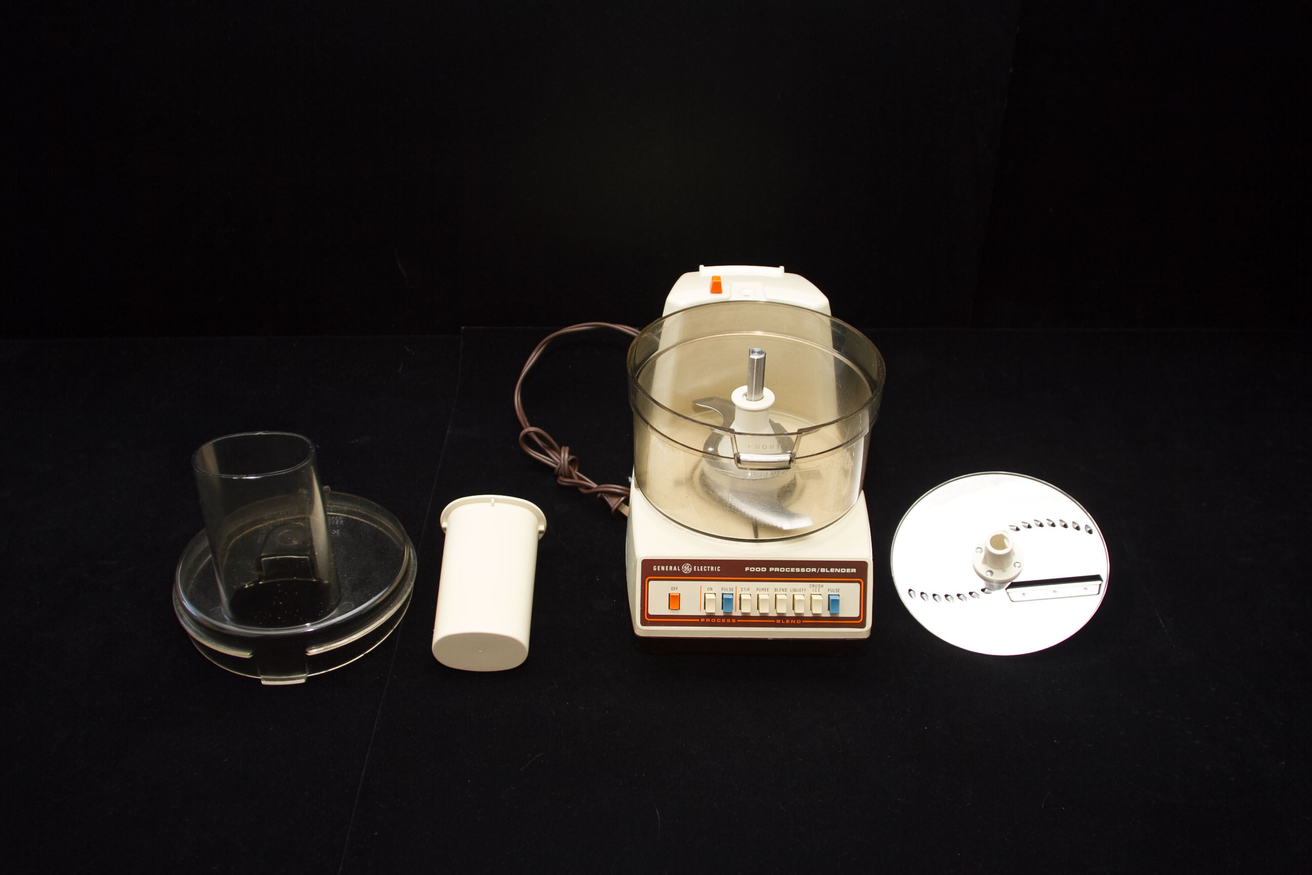 Vintage GE Kitchen Appliances