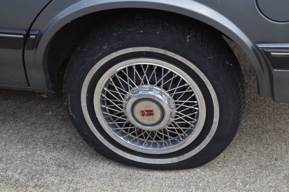 1989 Oldsmobile Cutlass Ciera Sedan