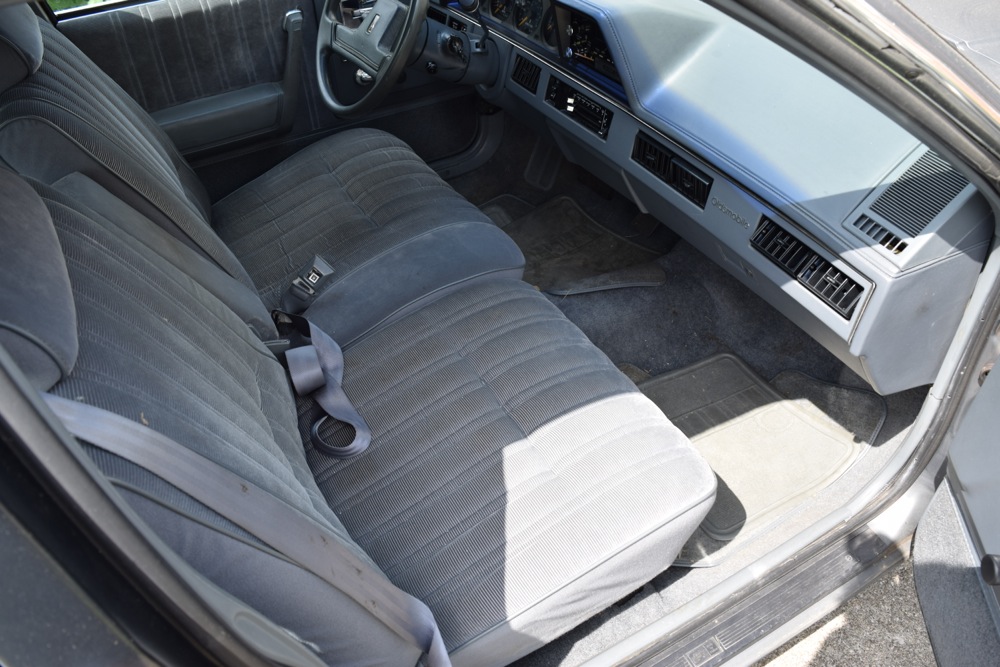 1989 Oldsmobile Cutlass Ciera Sedan