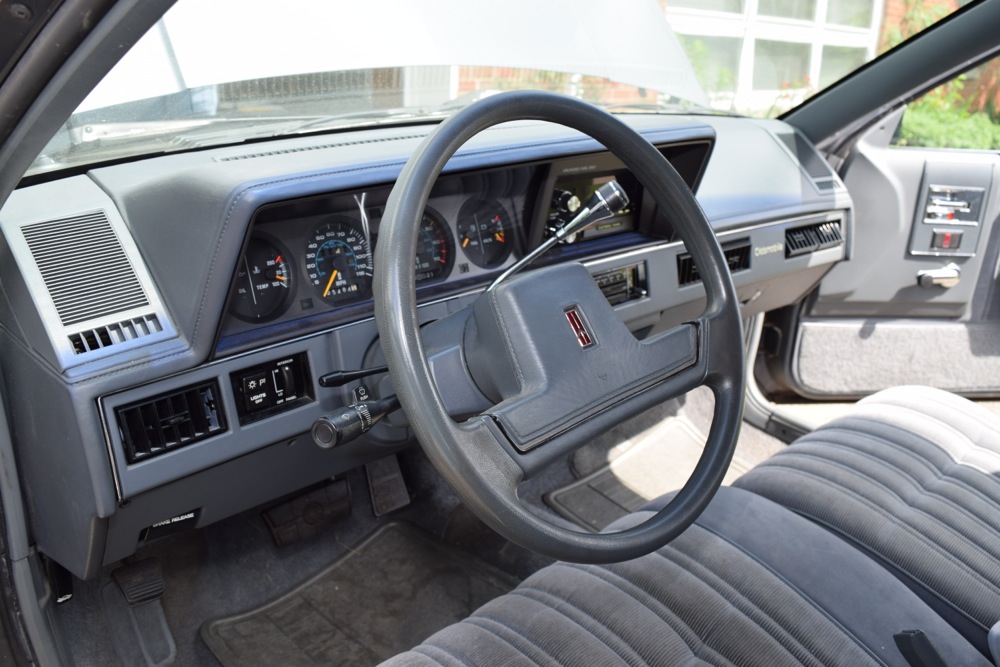 1989 Oldsmobile Cutlass Ciera Sedan