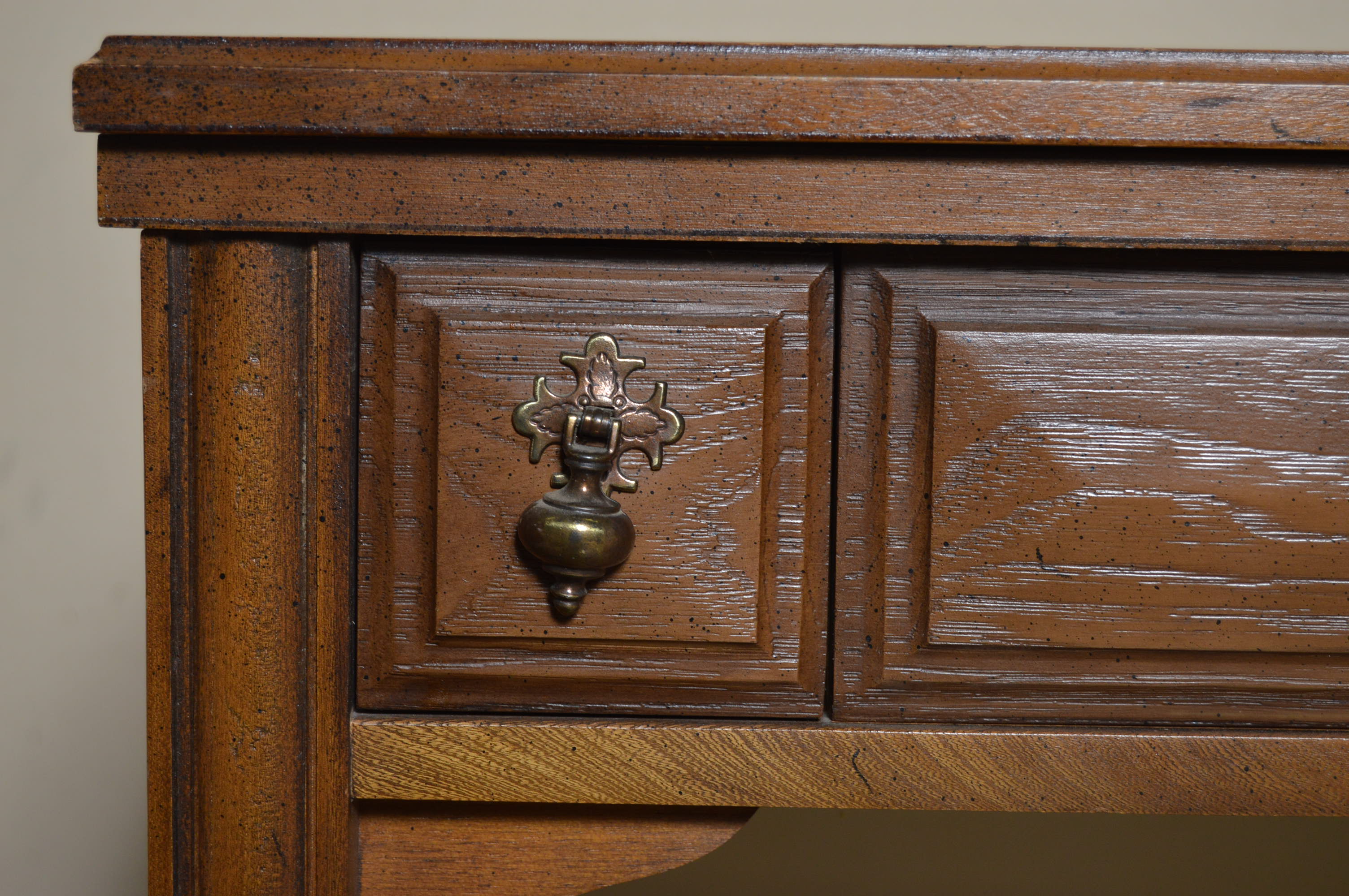 Singer Sewing Machine and Chair