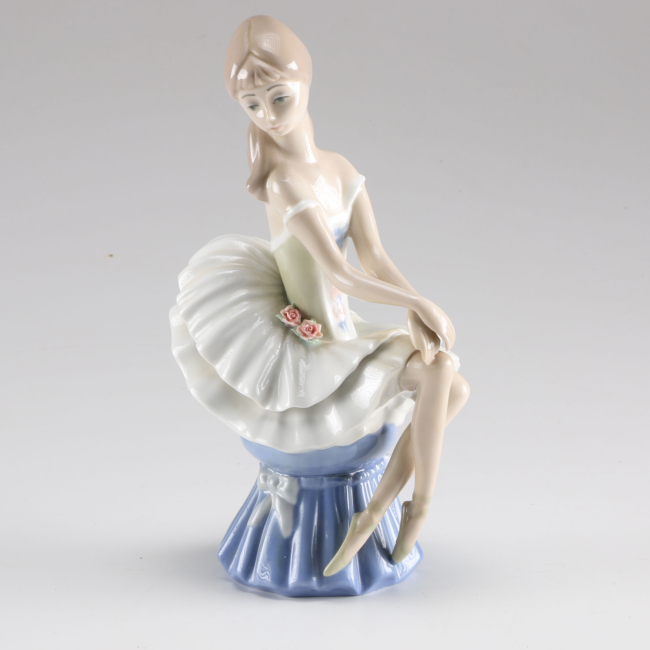 Porcelain Casades Ballerina Figurine