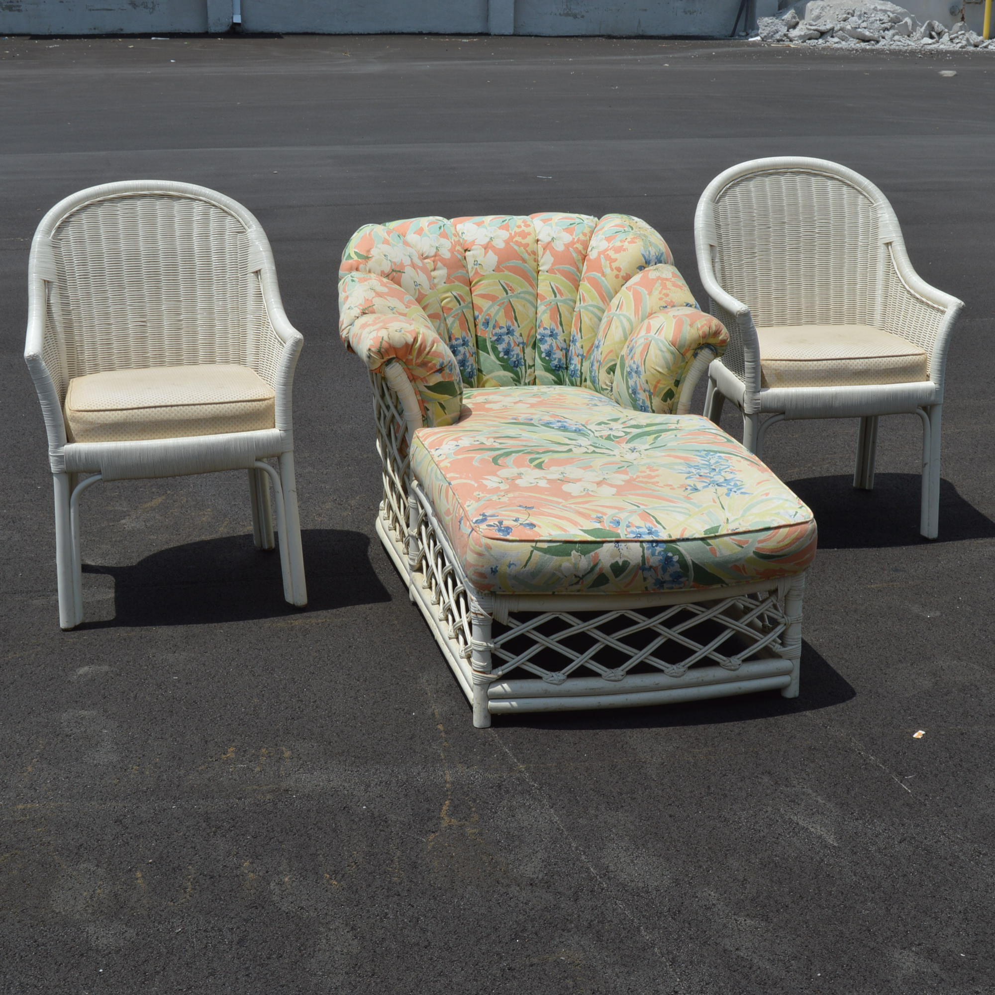 Patio Lounger and Chairs