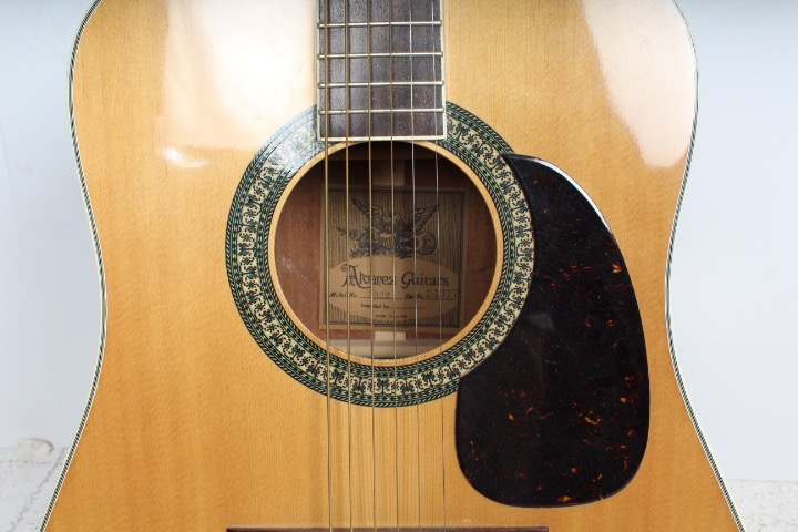Alvarez Acoustic Guitar Model #5022