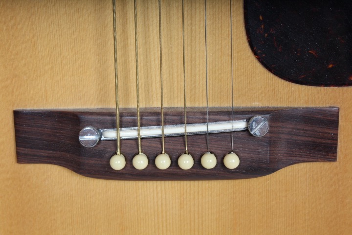 Alvarez Acoustic Guitar Model #5022