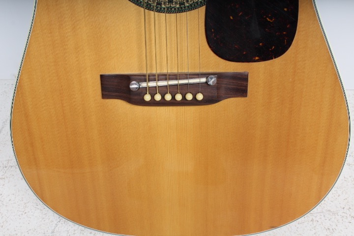 Alvarez Acoustic Guitar Model #5022