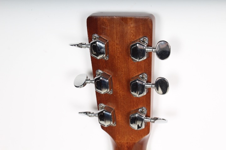 Alvarez Acoustic Guitar Model #5022