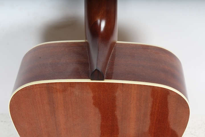 Alvarez Acoustic Guitar Model #5022