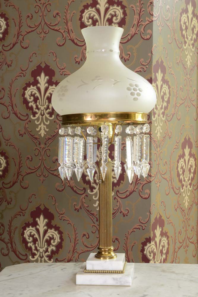 Hollywood Regnecy Style Brass Lamp