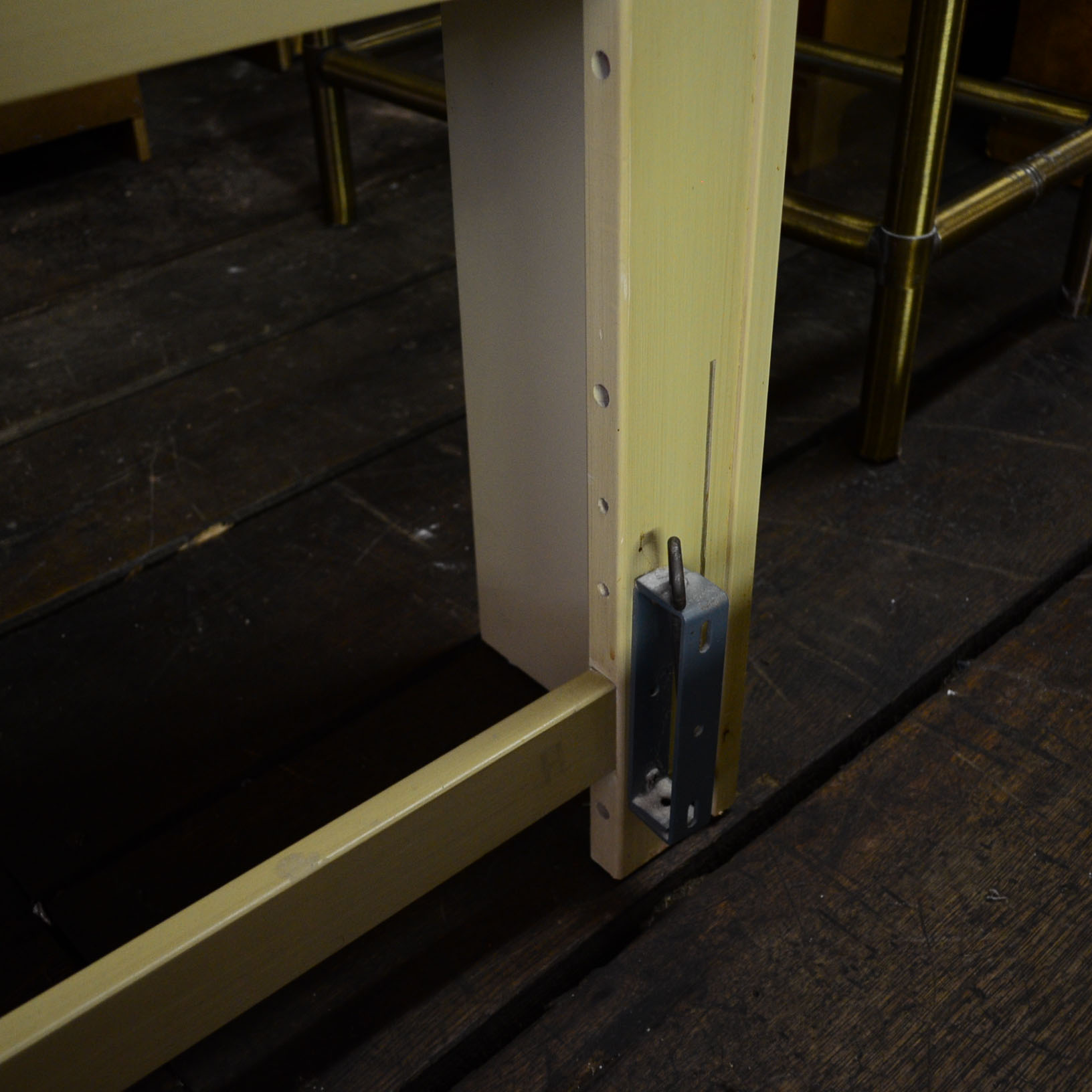 Heywood-Wakefield Traditional Dresser & Headboard