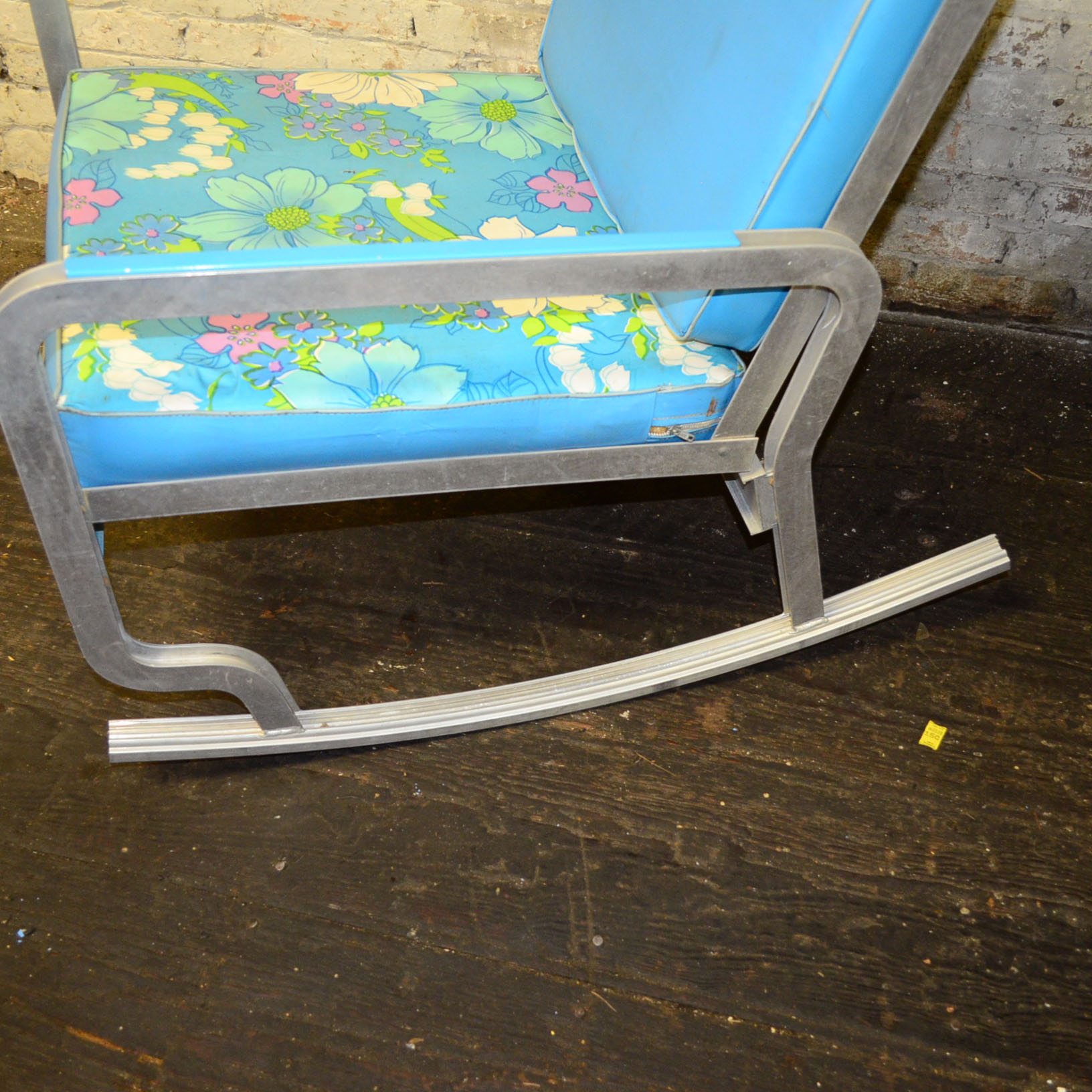 Vintage Aluminum Outdoor Patio Chair