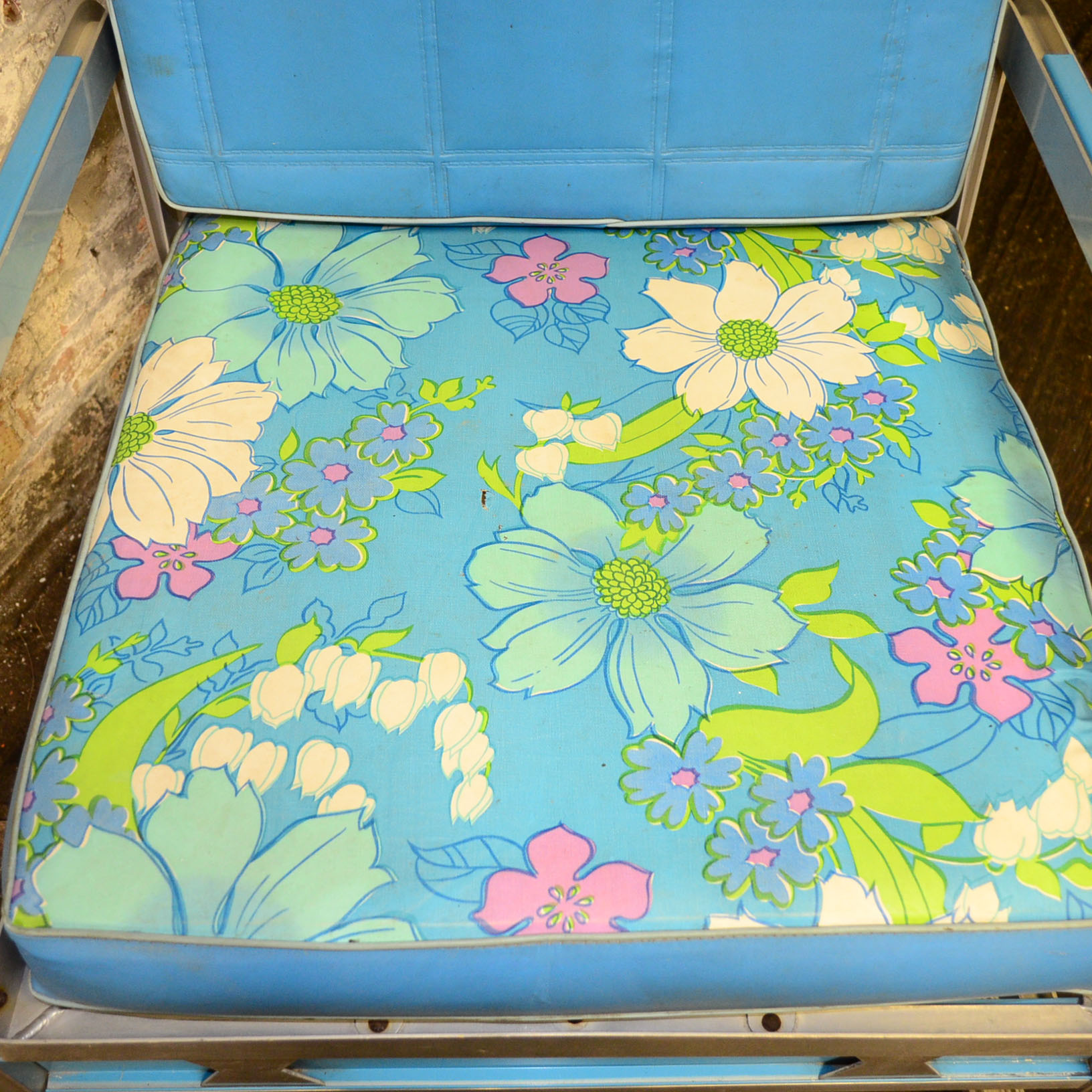 Vintage Aluminum Outdoor Patio Chair