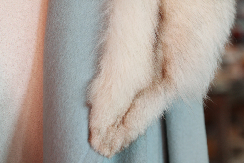 Women's Vintage Coat with Fox Fur Collar