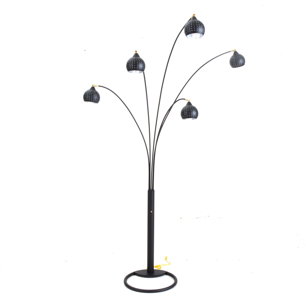 Contemporary Black Metal Cantilevered Floor Lamp
