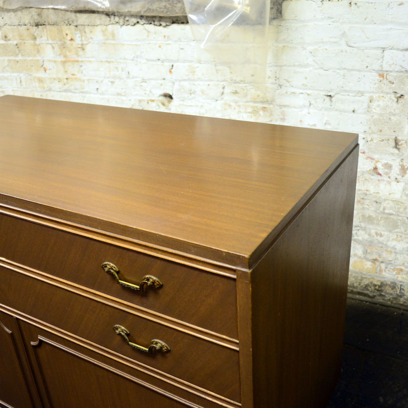 Walnut Duncan Phyfe Chest of Drawers