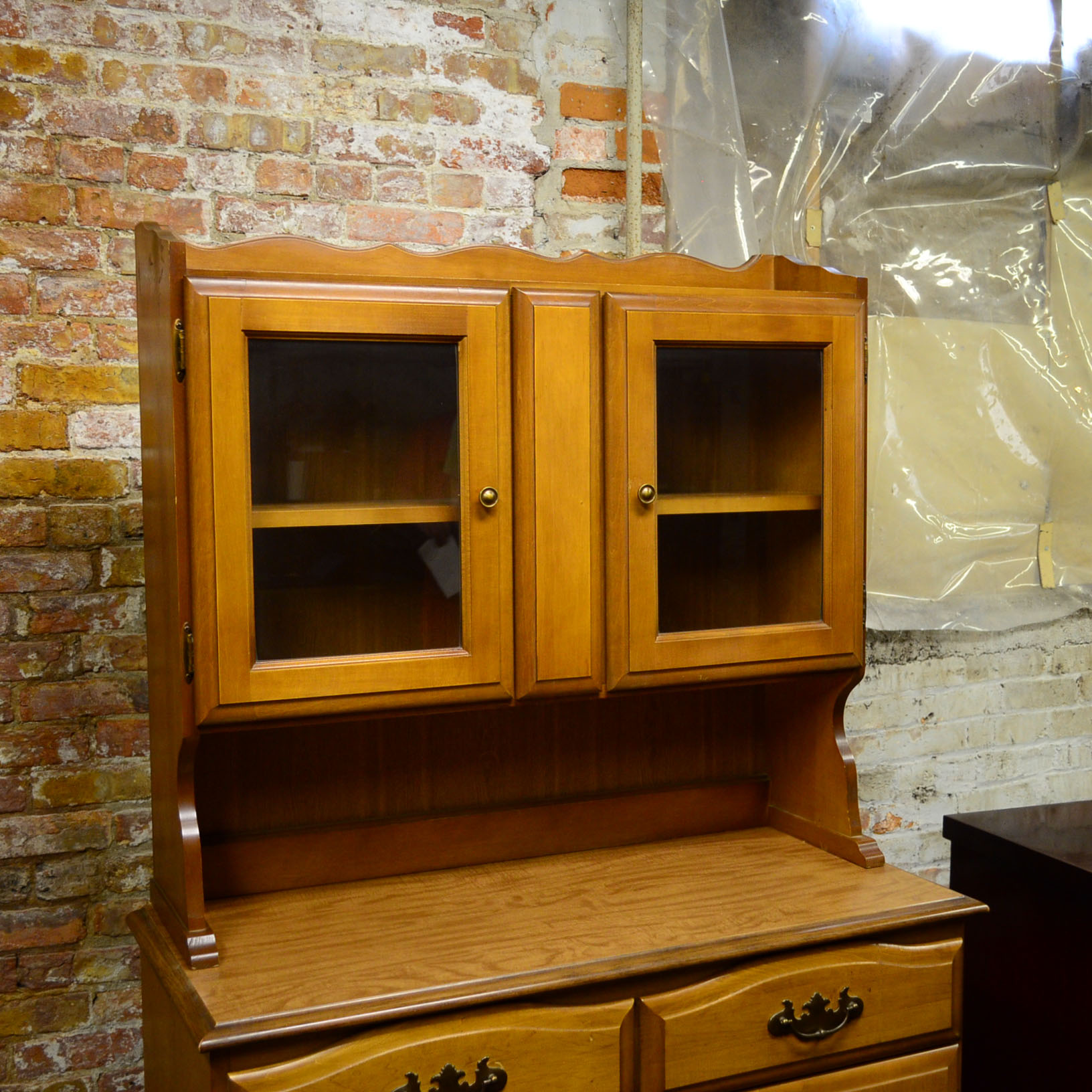 Pine Traditional Cabinet