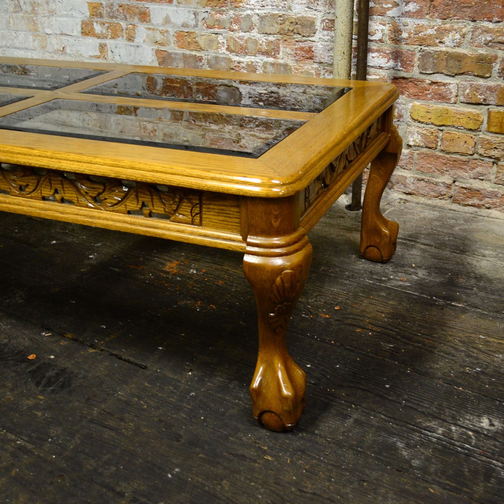 Oak Traditional Coffee Table