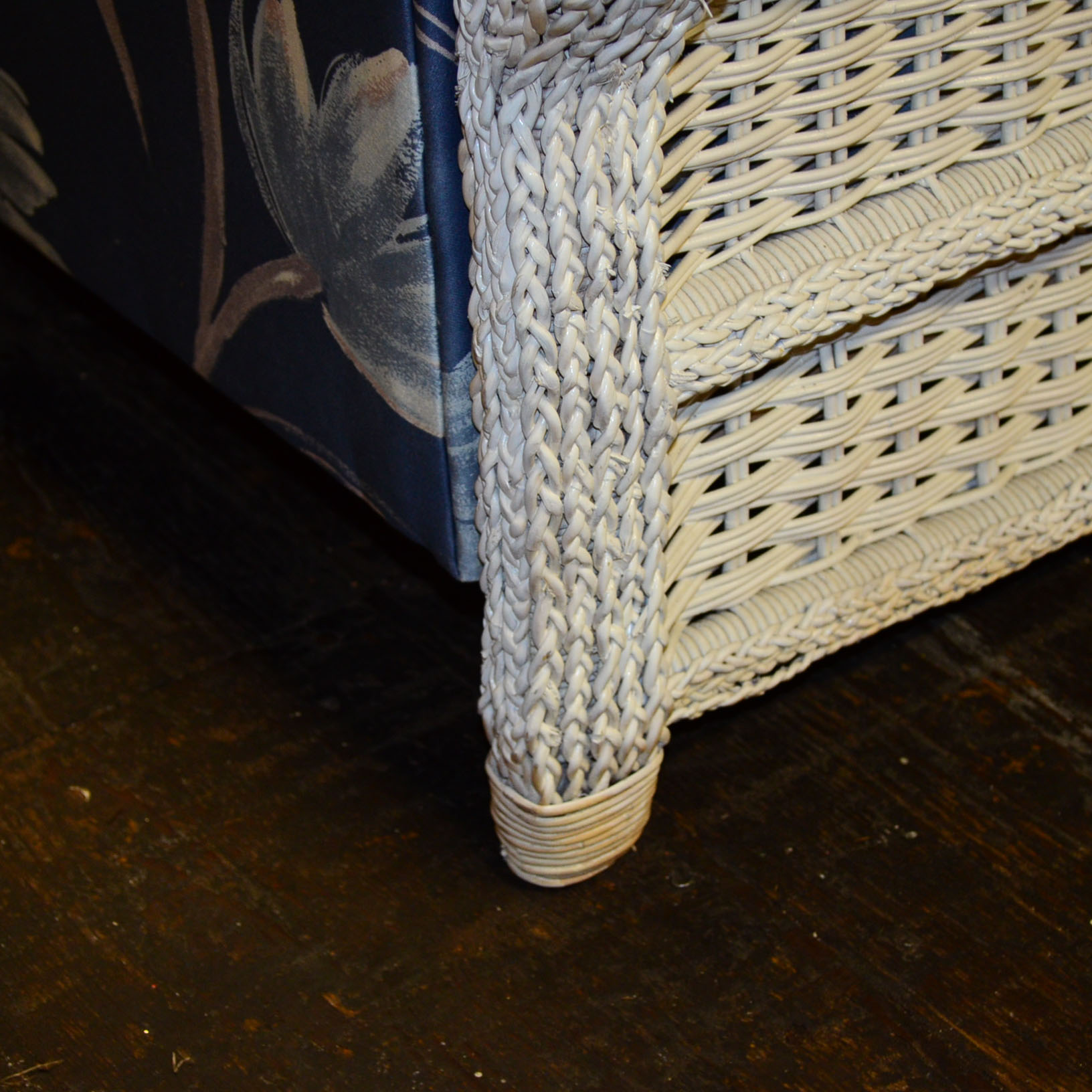 Alexvale Reed Wicker Patio Loveseat