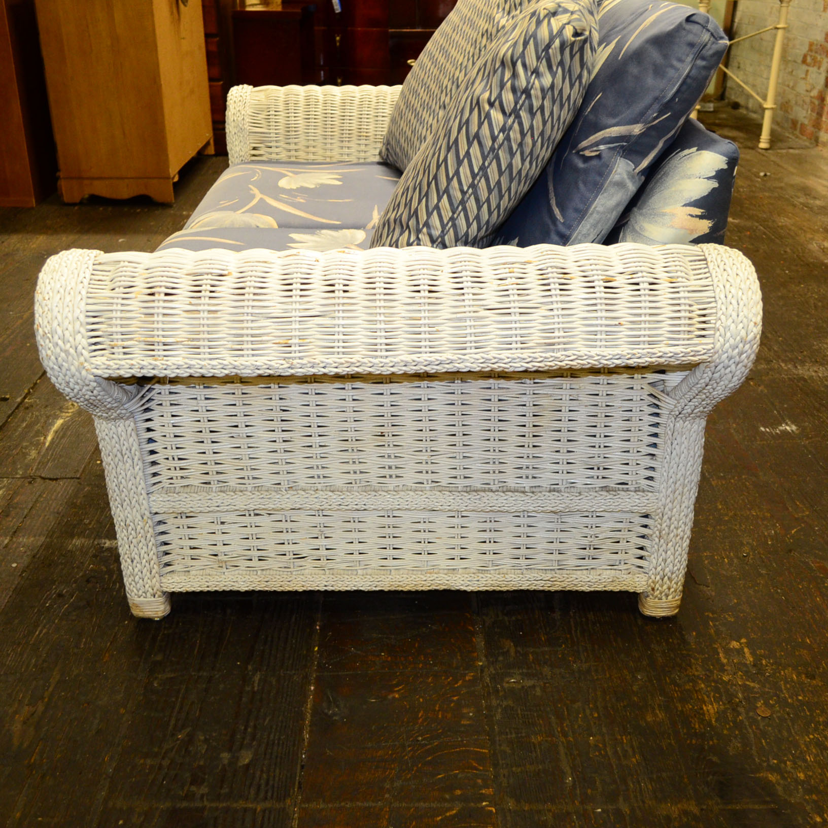 Alexvale Reed Wicker Patio Loveseat