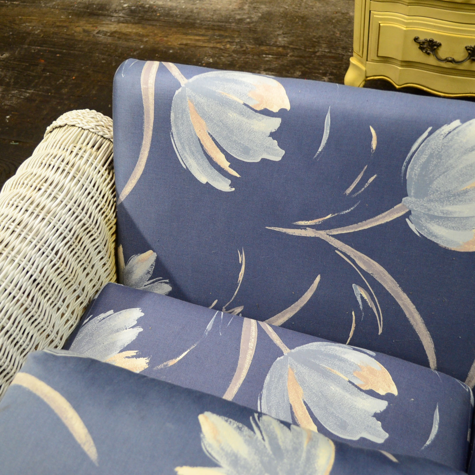 Alexvale Reed Wicker Patio Loveseat