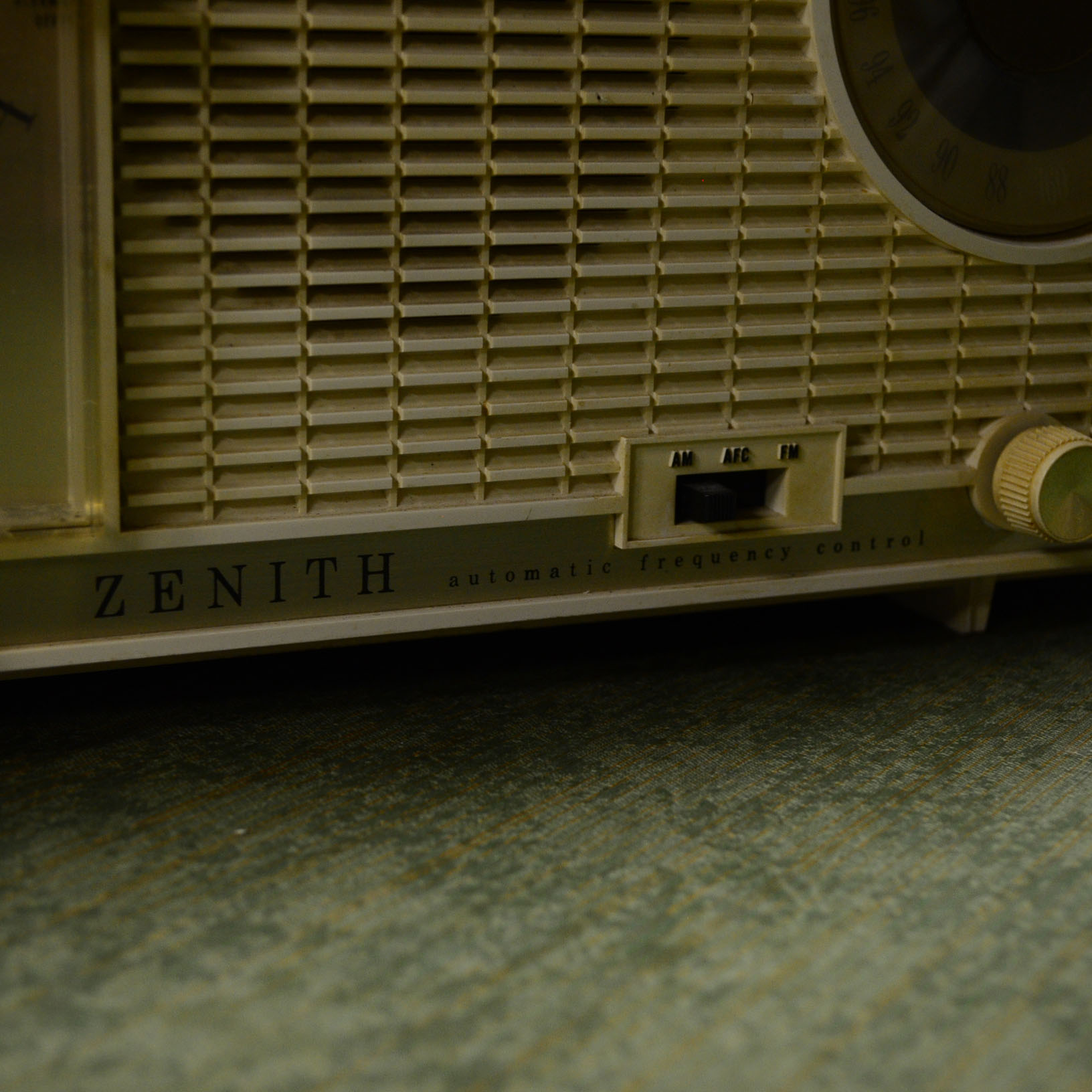 Vintage Zenith Radio