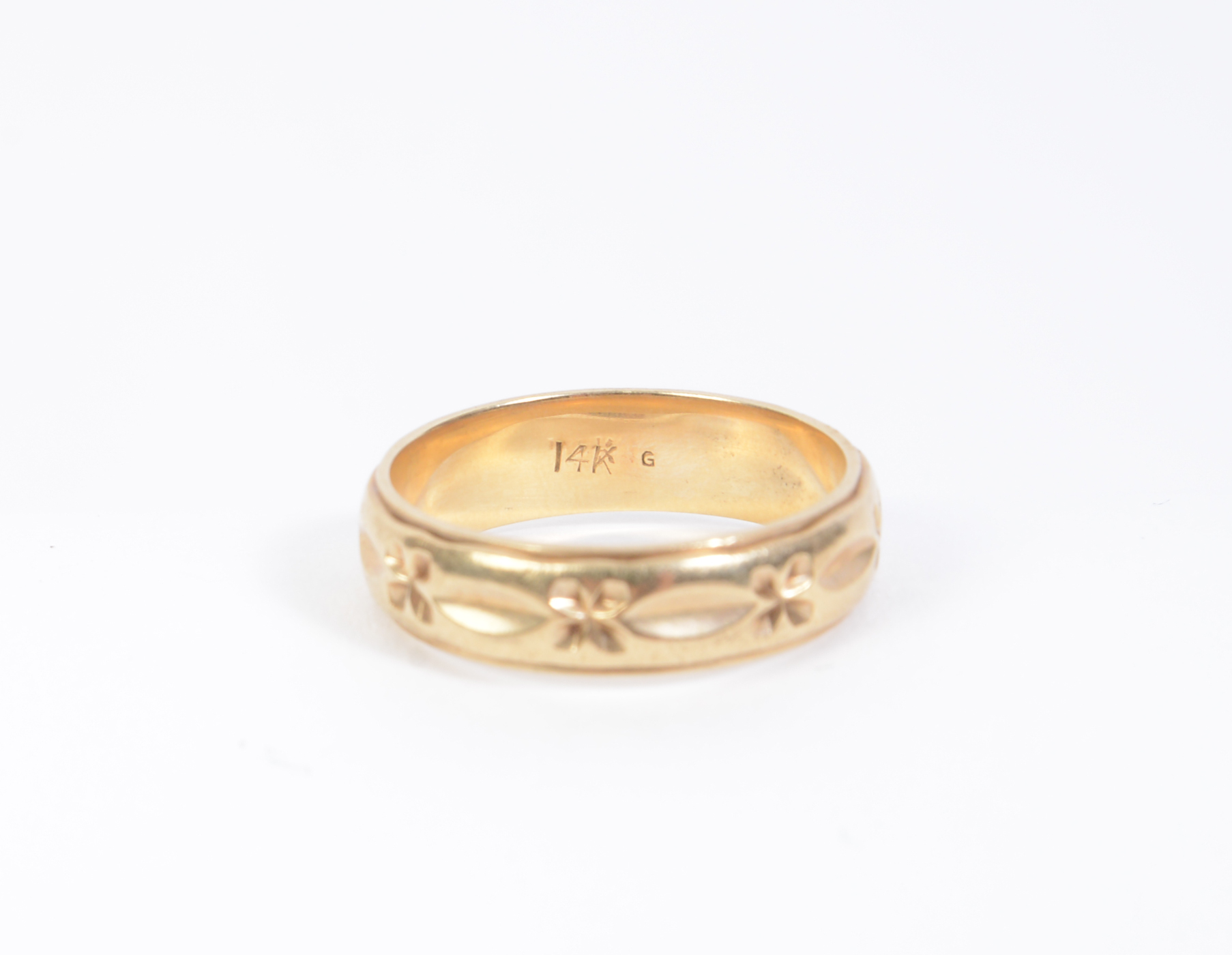 14 K Pressed Gold Band