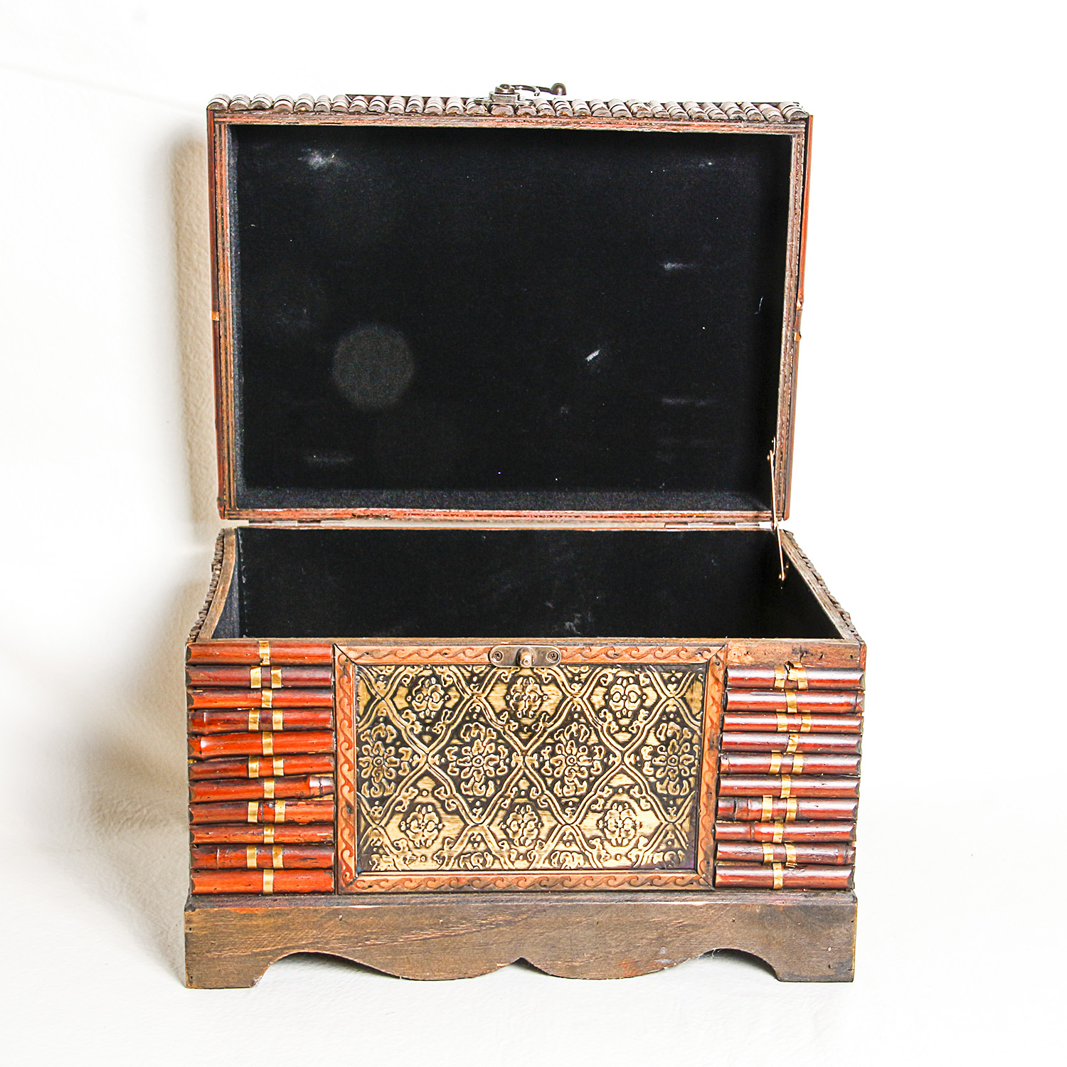 Vintage Wooden and Brass Toned Decorative Box