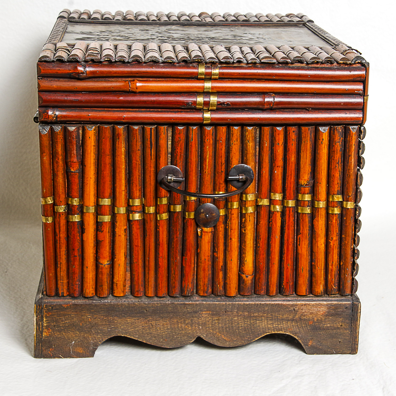 Vintage Wooden and Brass Toned Decorative Box