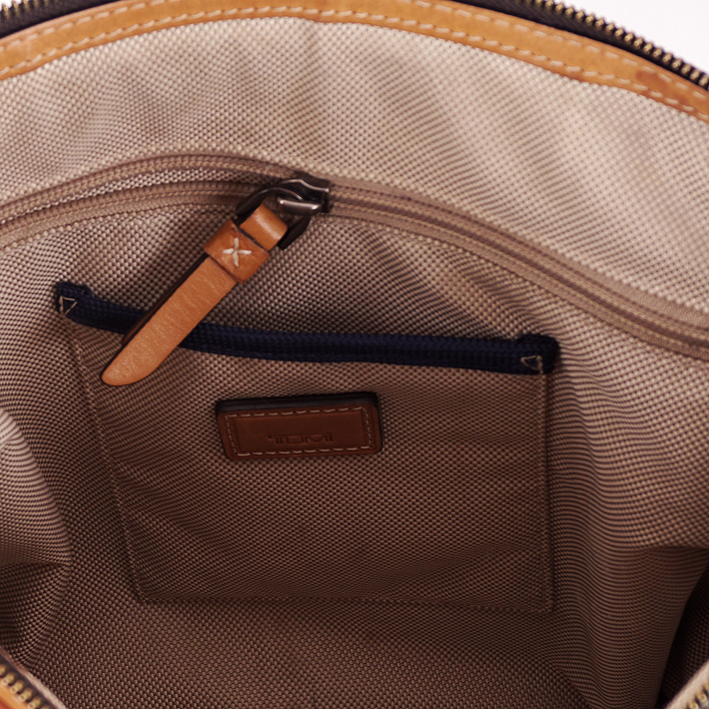 Women's Handbag Collection