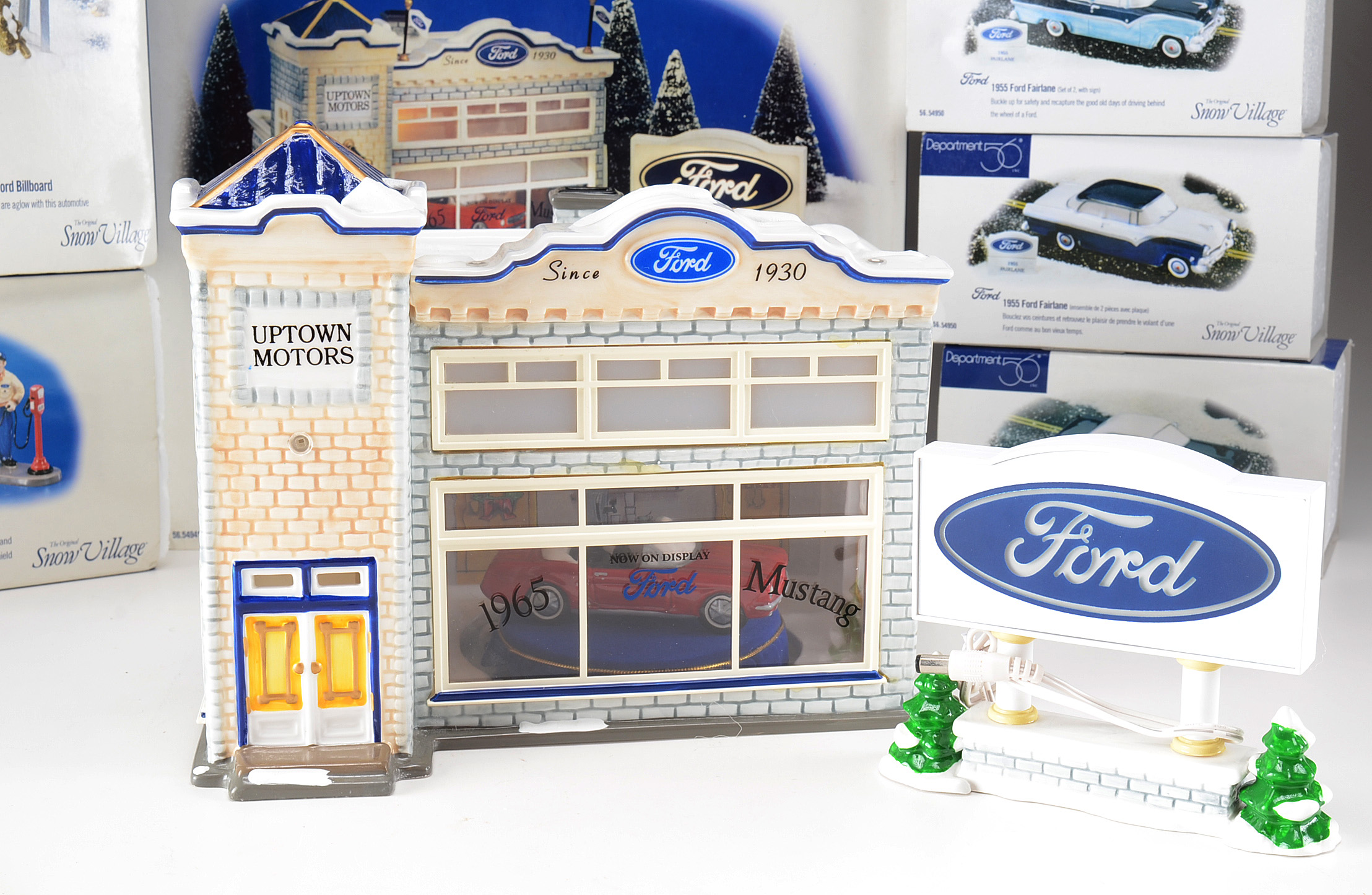 Department 56 Holiday "Uptown Motors Ford" Snow Village Accessories