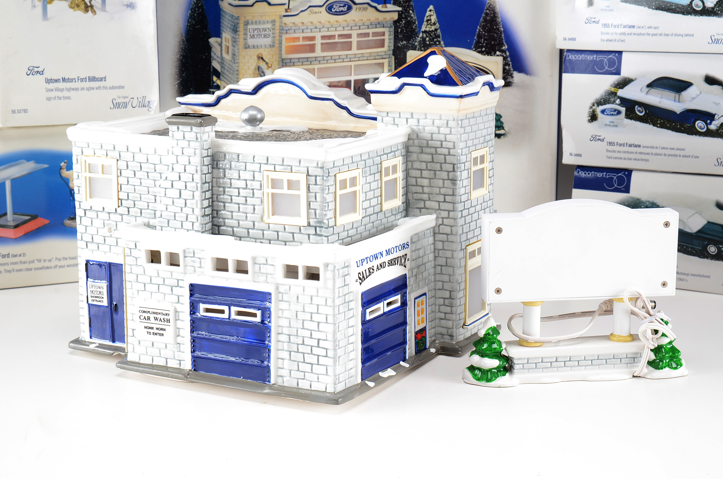 Department 56 Holiday "Uptown Motors Ford" Snow Village Accessories
