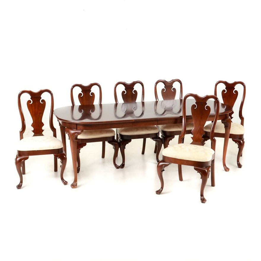 Pennsylvania Classics, Inc Mahogany Dining Room Table with Chairs