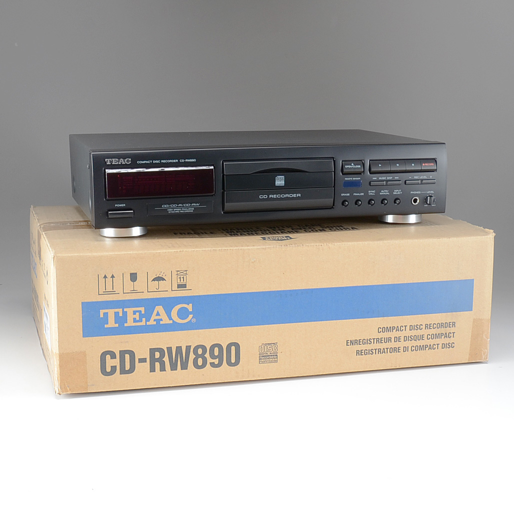 TEAC Compact Disc Recorder Model CD-RW890