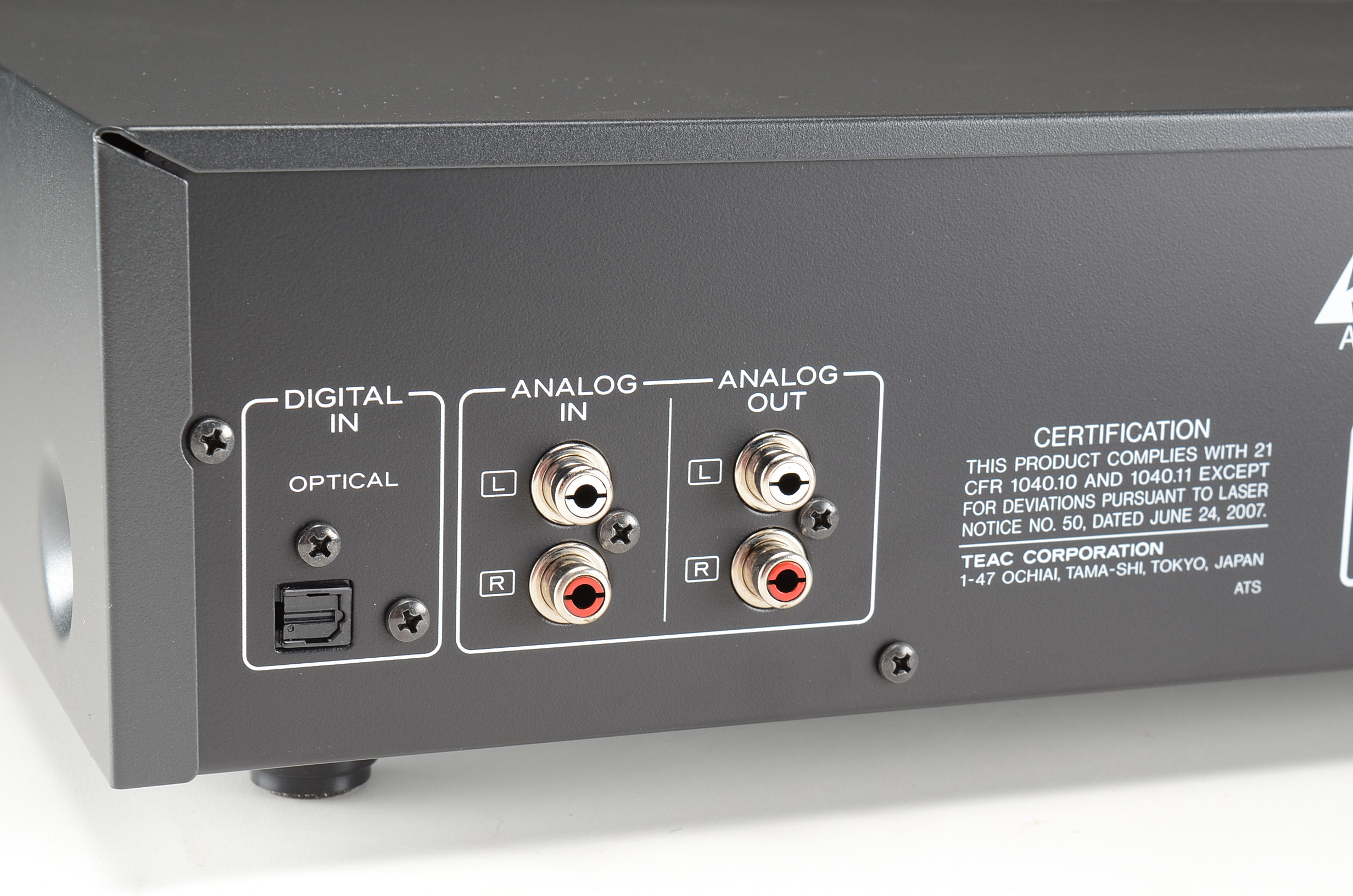 TEAC Compact Disc Recorder Model CD-RW890