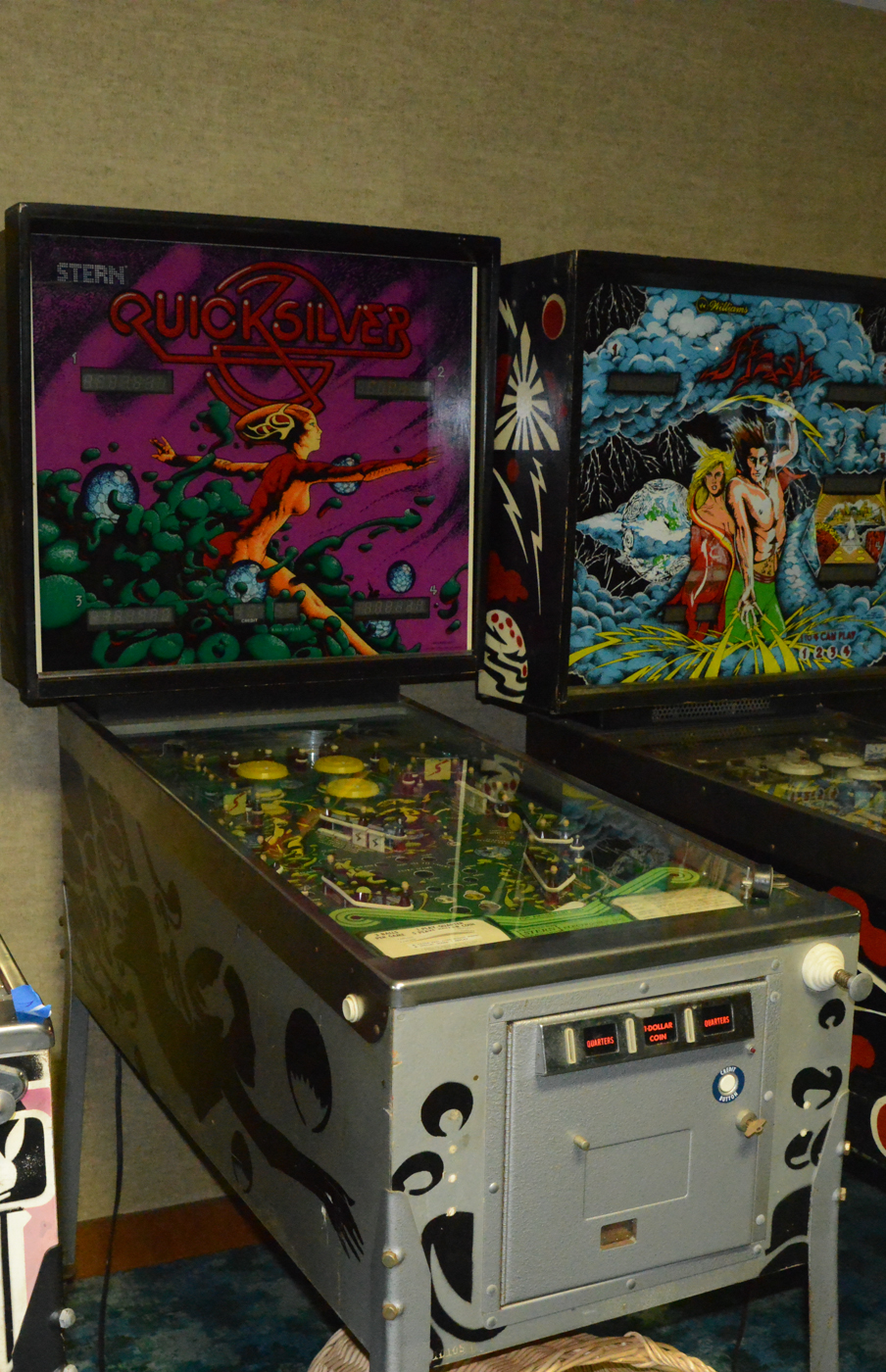 Quick Silver Pinball Machine