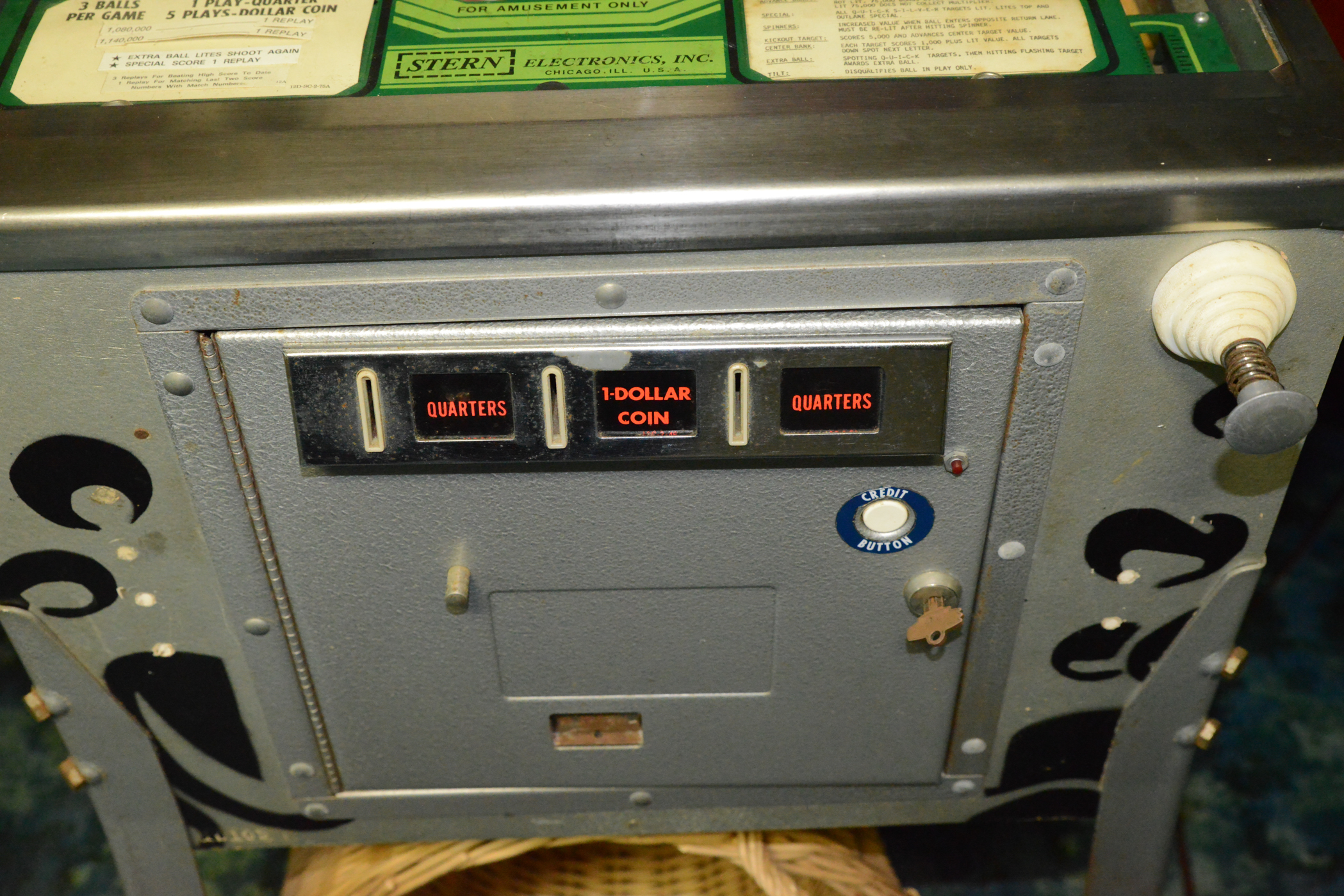 Quick Silver Pinball Machine