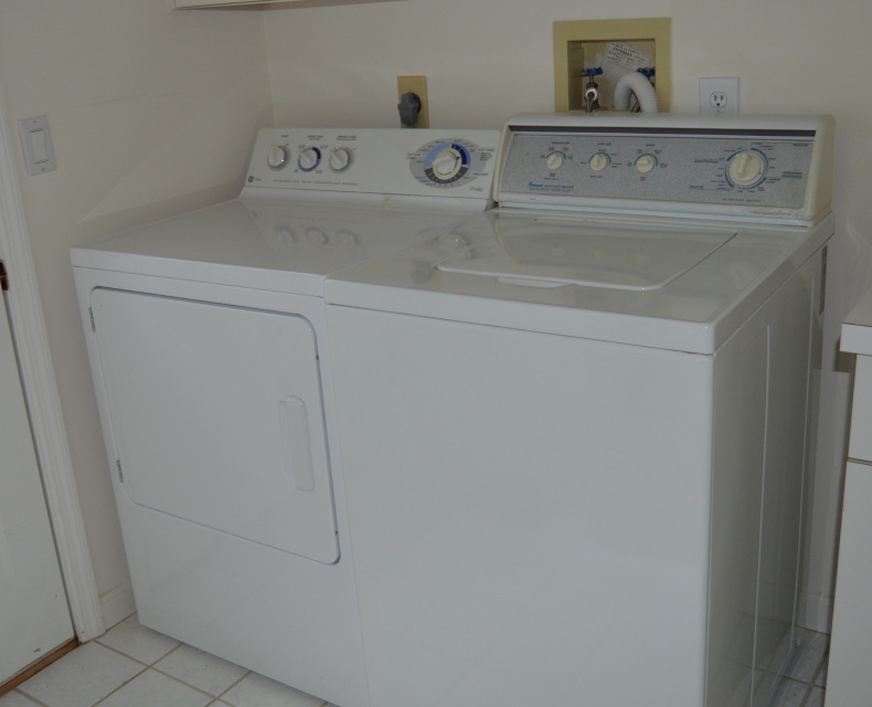 GE Electric Dryer and Amana Washer