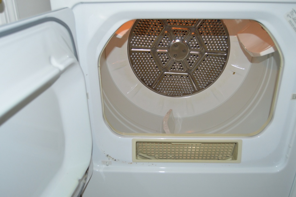 GE Electric Dryer and Amana Washer