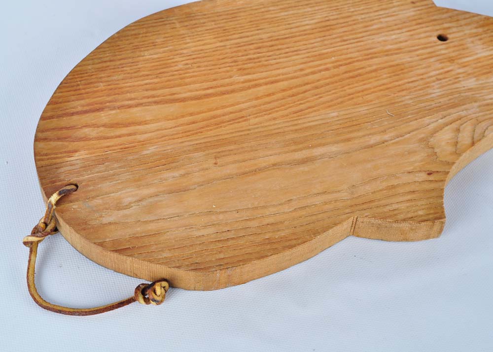 Mouse Cheese Board with Knives