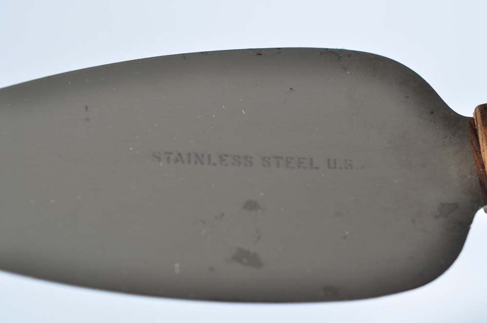 Mouse Cheese Board with Knives