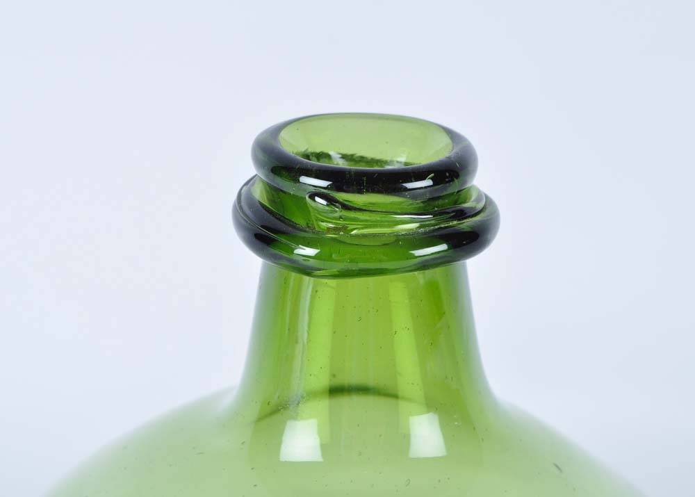 Reproduction Jamestown Wine Bottle