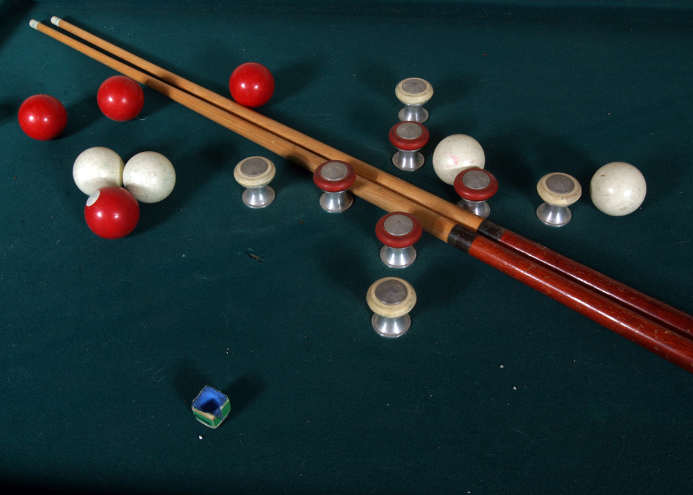 Vintage Brinktun Collapsible Bumper Pool Table