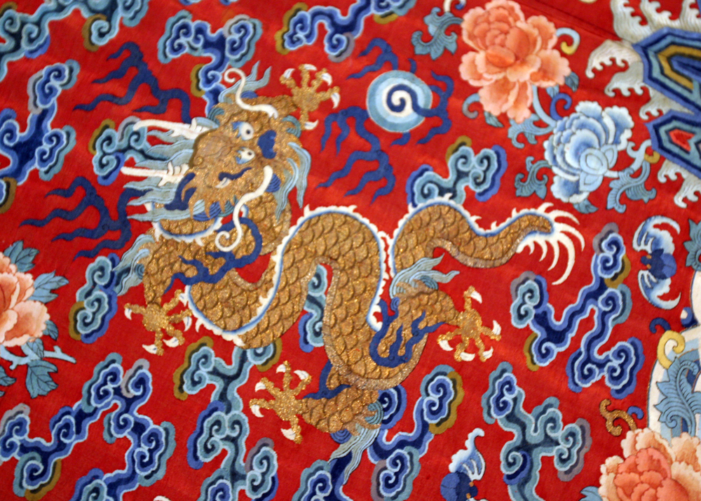 Late Qing Dynasty Court Robe with Dragons