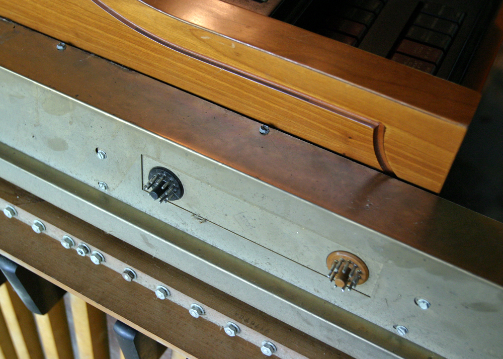 Vintage Electric Organ