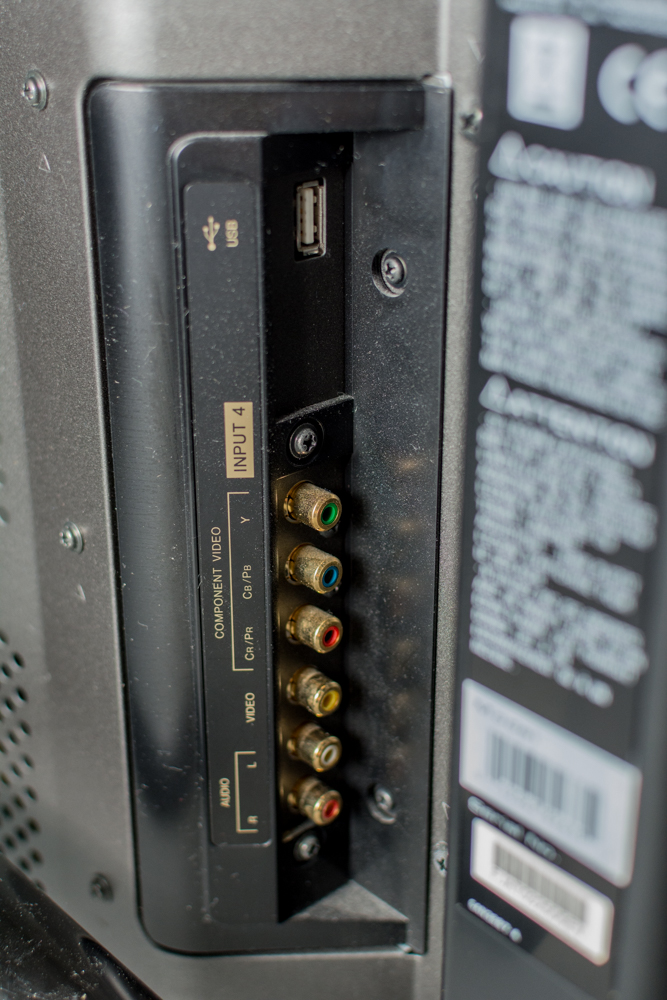 Pioneer Elite Plasma Flatcreen TV With Yamaha Soundboard Speakers