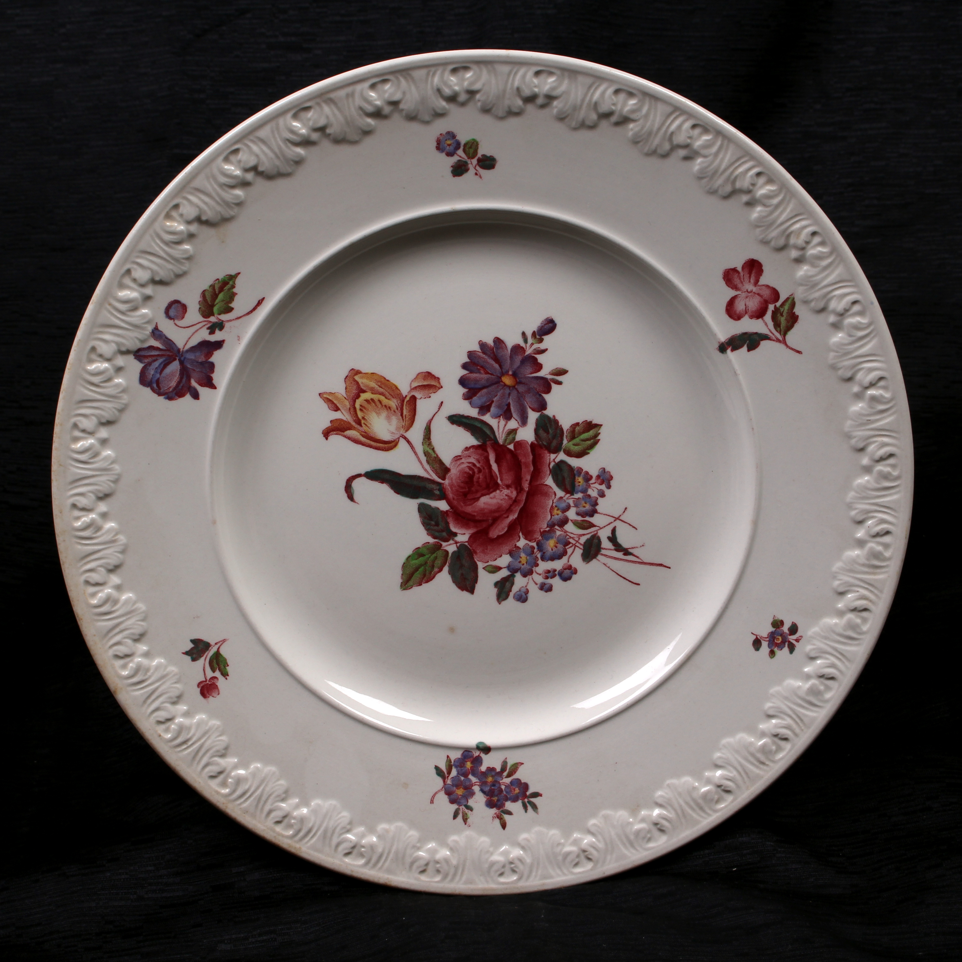 Collection of Wedgwood Corinthian Cotswold Tableware